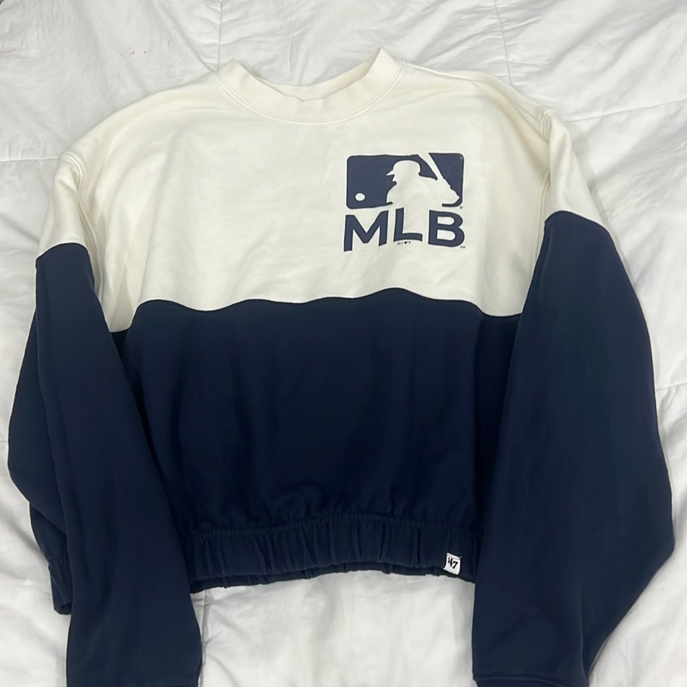 Women’s MLB Crewneck Pullover Sweater